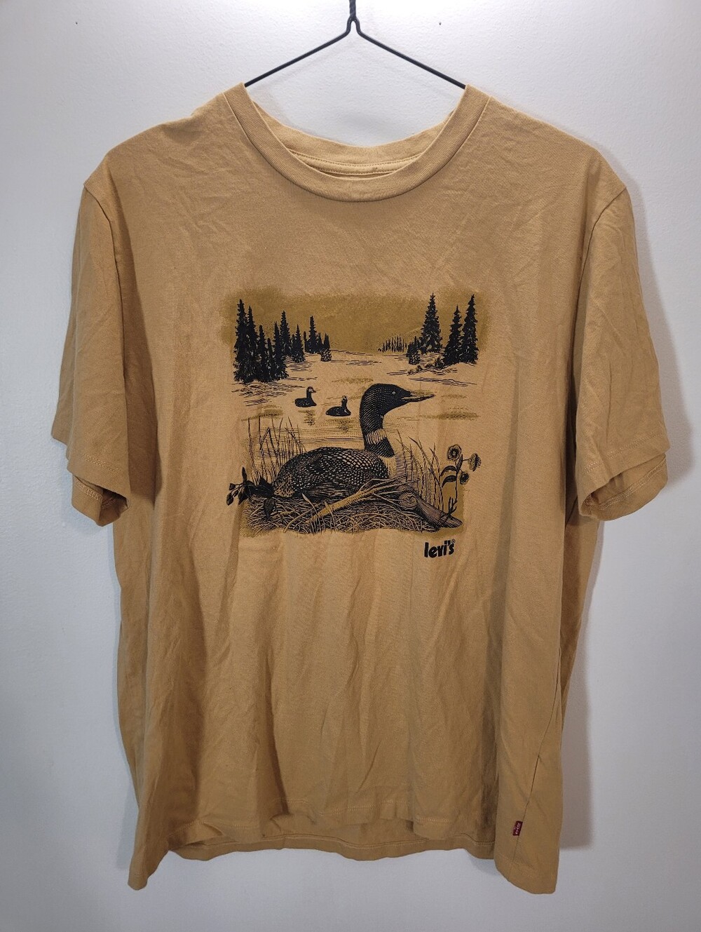 Levi's Tan Light Brown Graphic Short Sleeve Mallard Tee Black Print - Size L